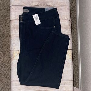 Torrid super stretch jegging